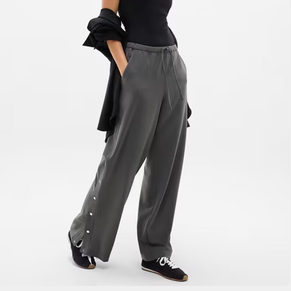 Athleta Mid-rise MVP Snap Pant in XXS